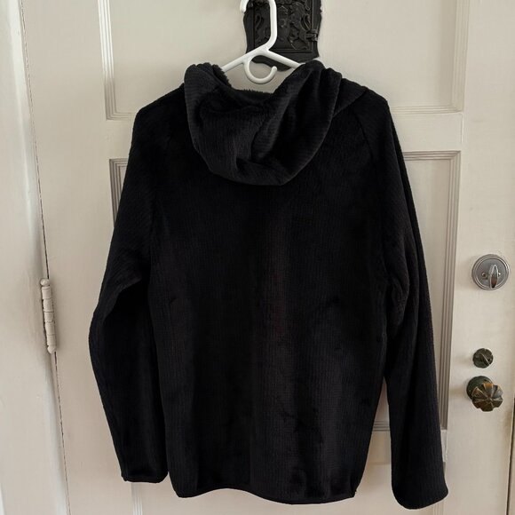 66 North Mosfell Hooded Pullover Fleece | Black - Picture 2 of 3